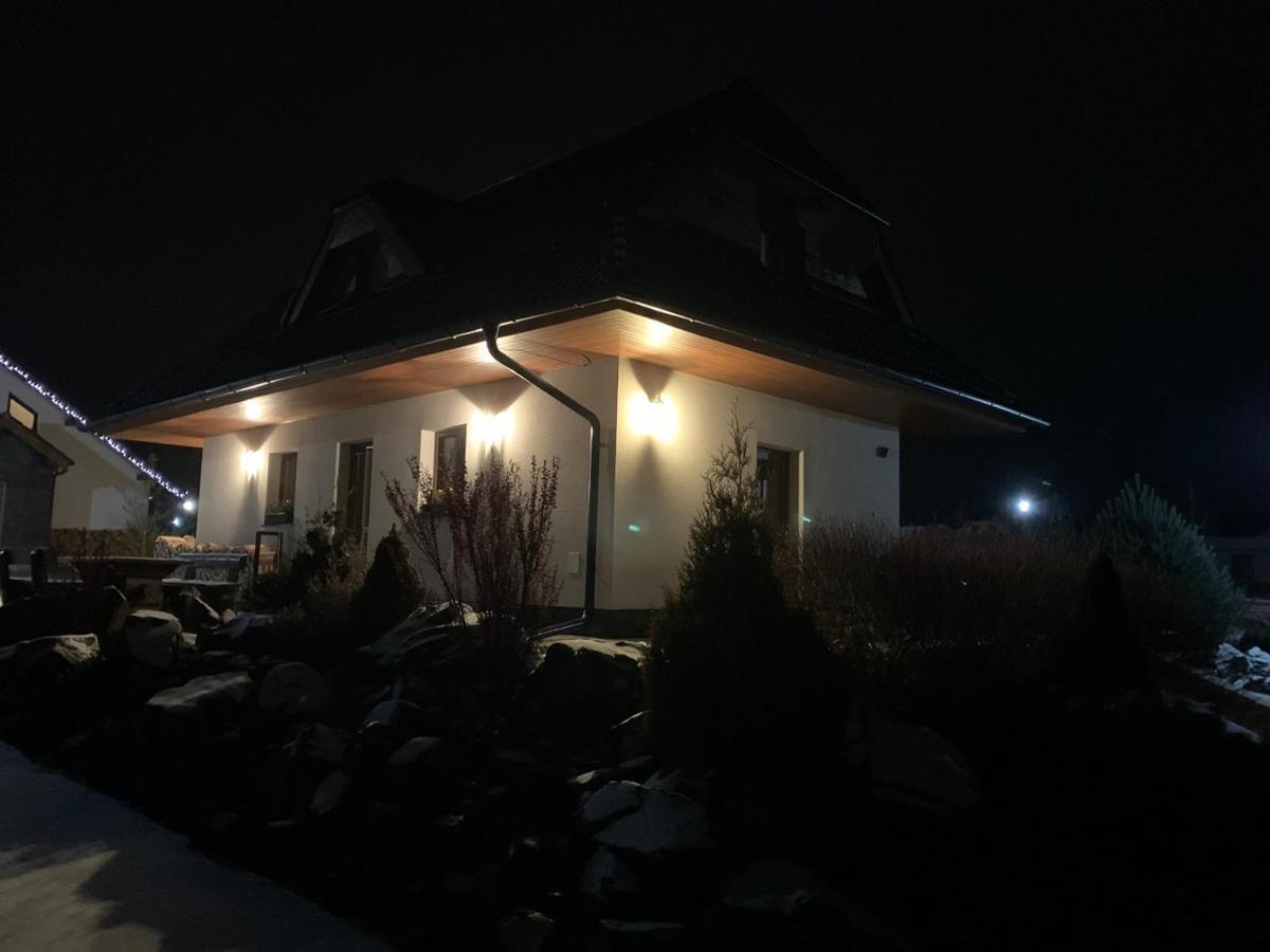 Villa Jasen Stara Lesna Exterior photo